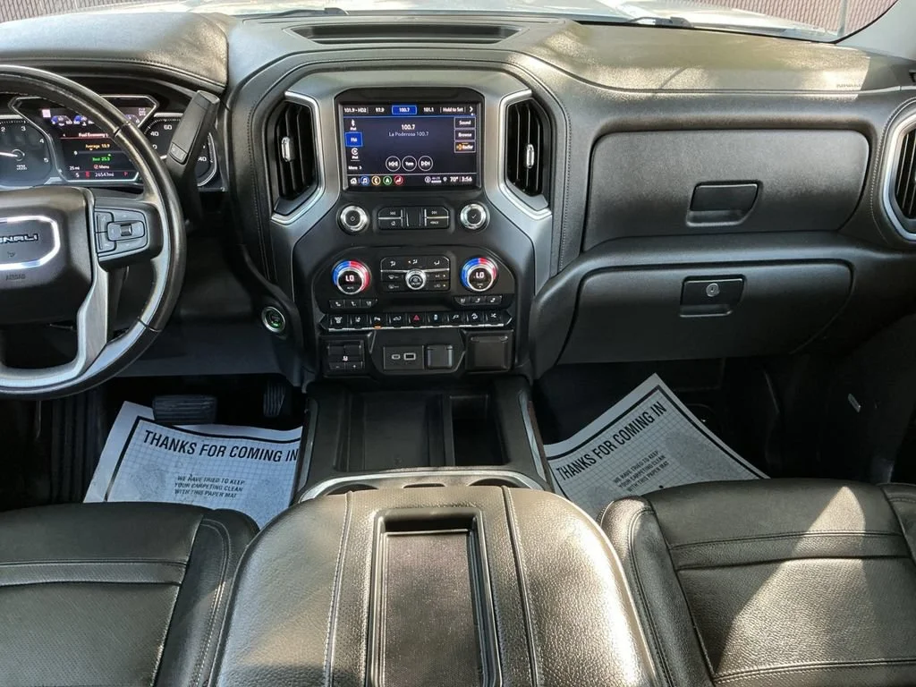 Used 2021 WHITE FROST TRICOAT GMC Denali image 27