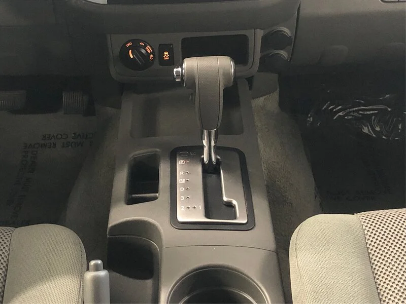2015 Nissan Frontier SV - Photo 22