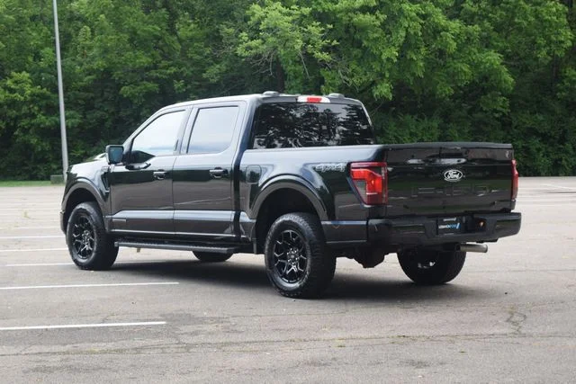 Used 2024 Black Ford XLT image 23