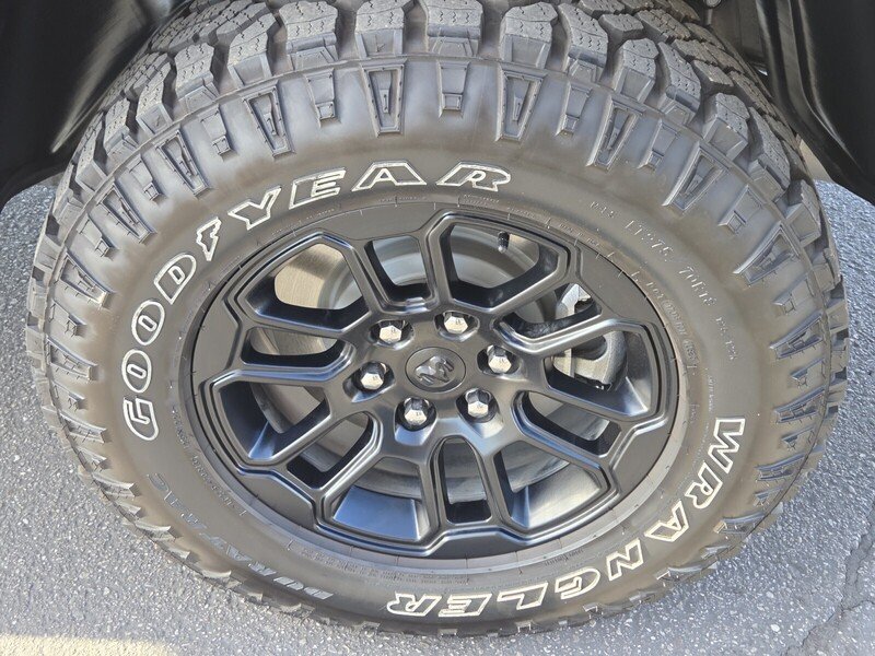 Used 2025 Silver Ram Rebel image 12