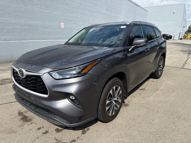 2025 Toyota Highlander Hybrid XLE