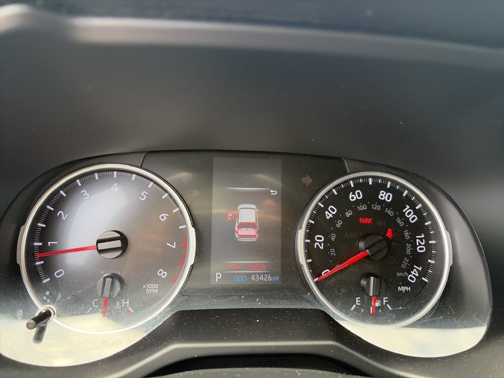 Used 2022 Gray Toyota XLE Premium image 35
