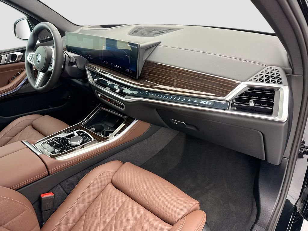 New 2026 Black Sapphire Metallic BMW xDrive50e image 16