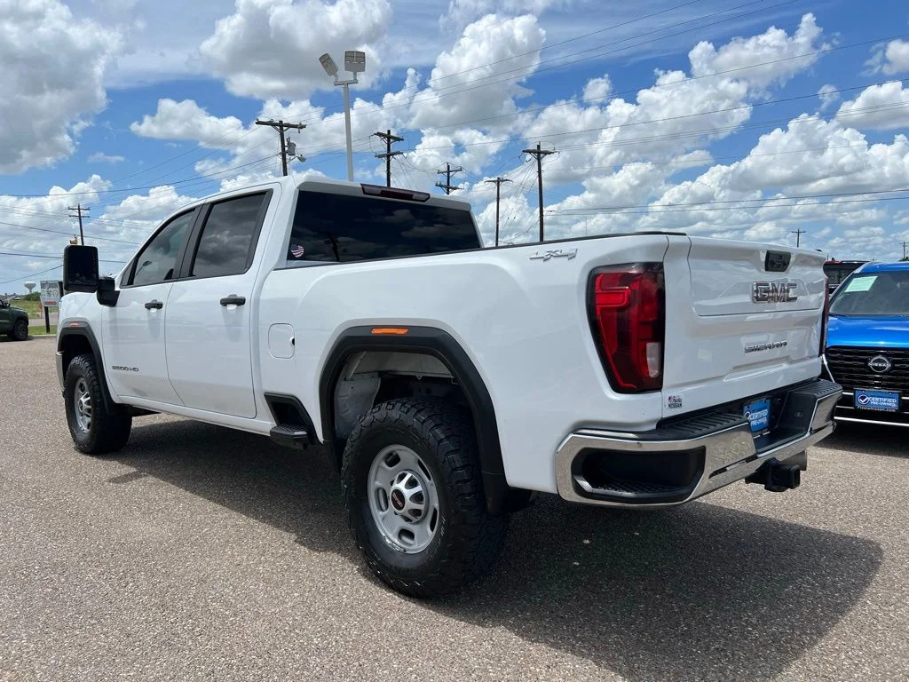 Used 2023 White GMC Pro image 5
