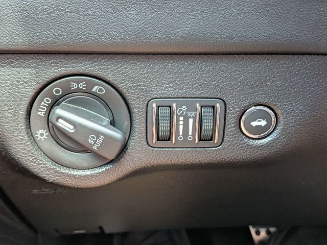 Used 2021 White Dodge R/T Scat Pack image 28