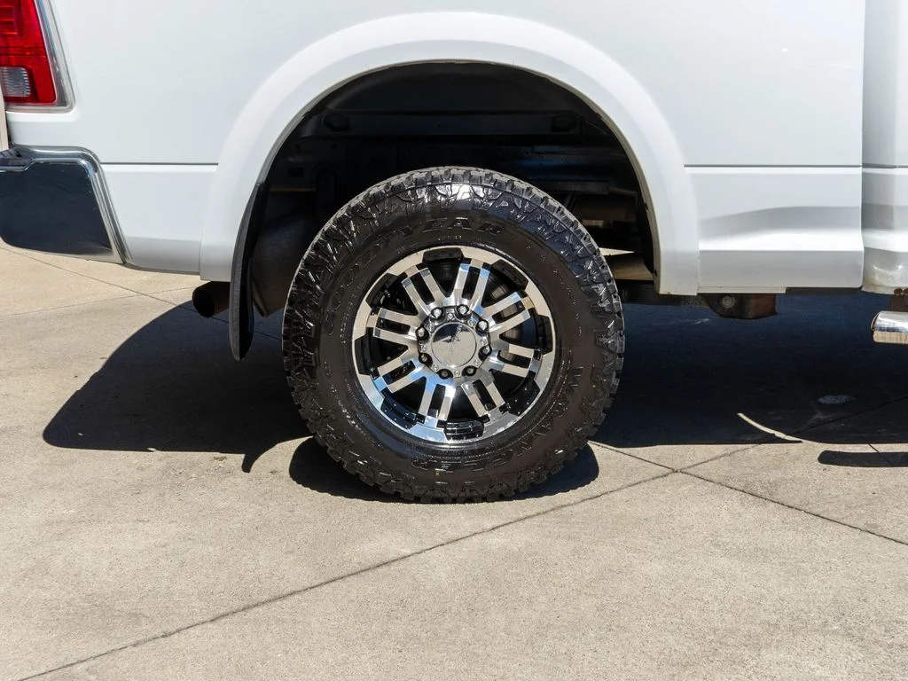 Used 2017 White Ram Laramie image 32