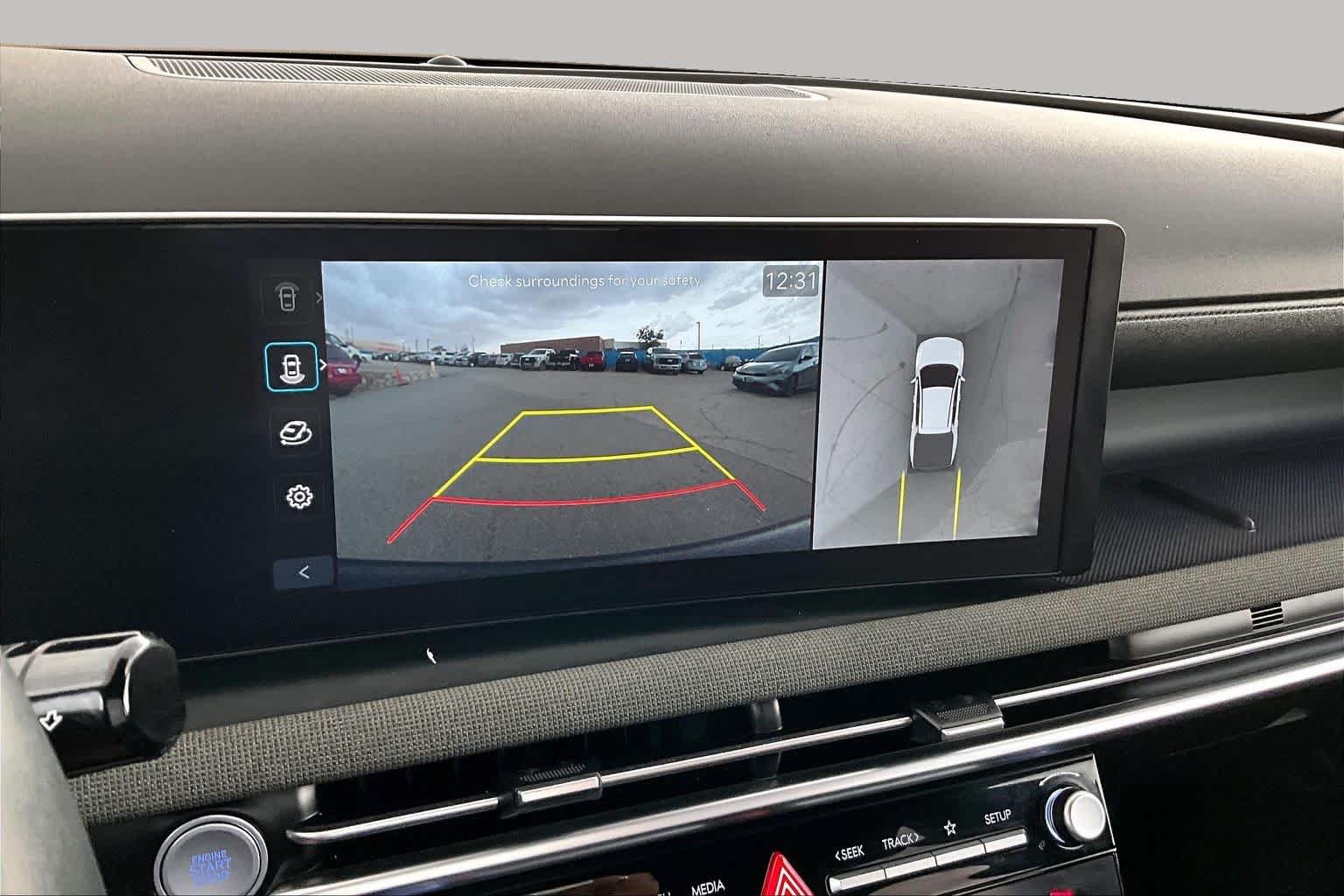 Certified Used 2025 Sage Gray Hyundai Limited image 27