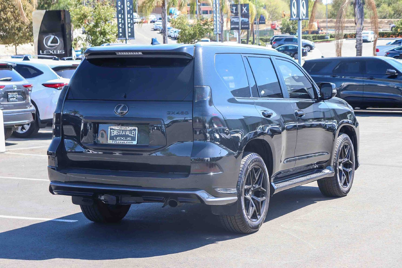 Certified Used 2023 Black Lexus 460 image 7