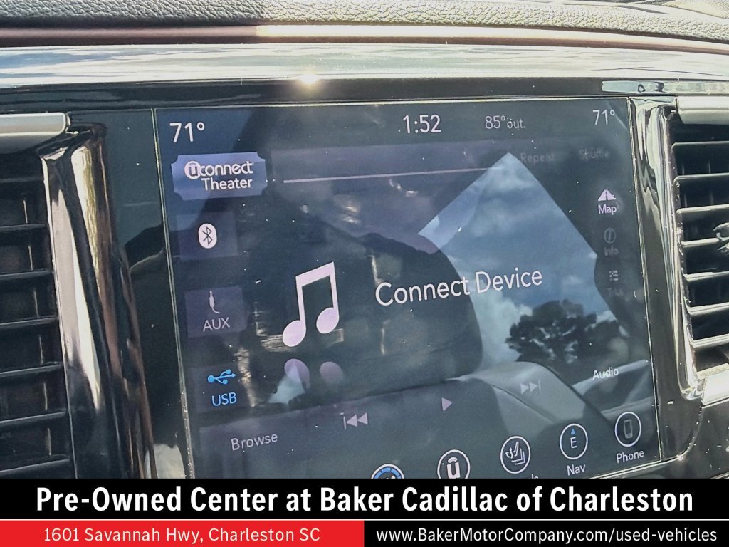 Used 2018 White Chrysler Limited image 15