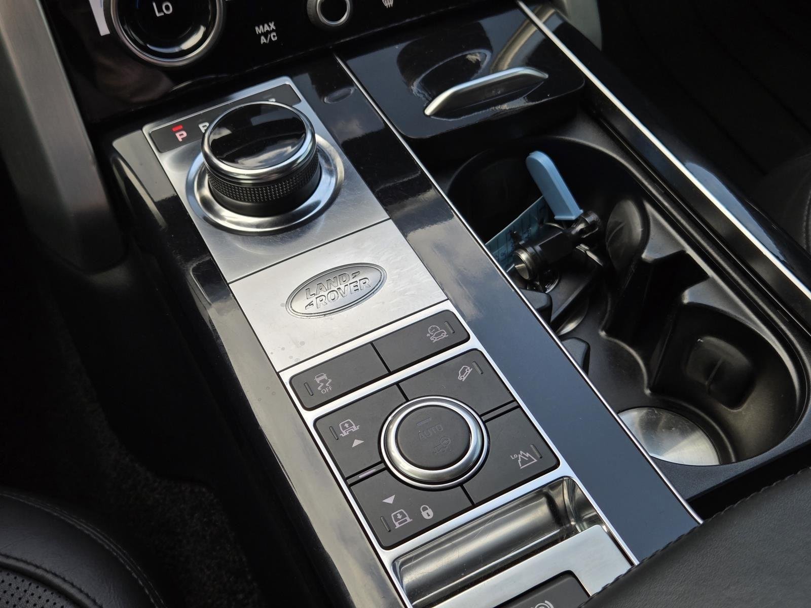 Used 2019 Carpathian Grey Premium Metallic Land Rover SC image 26