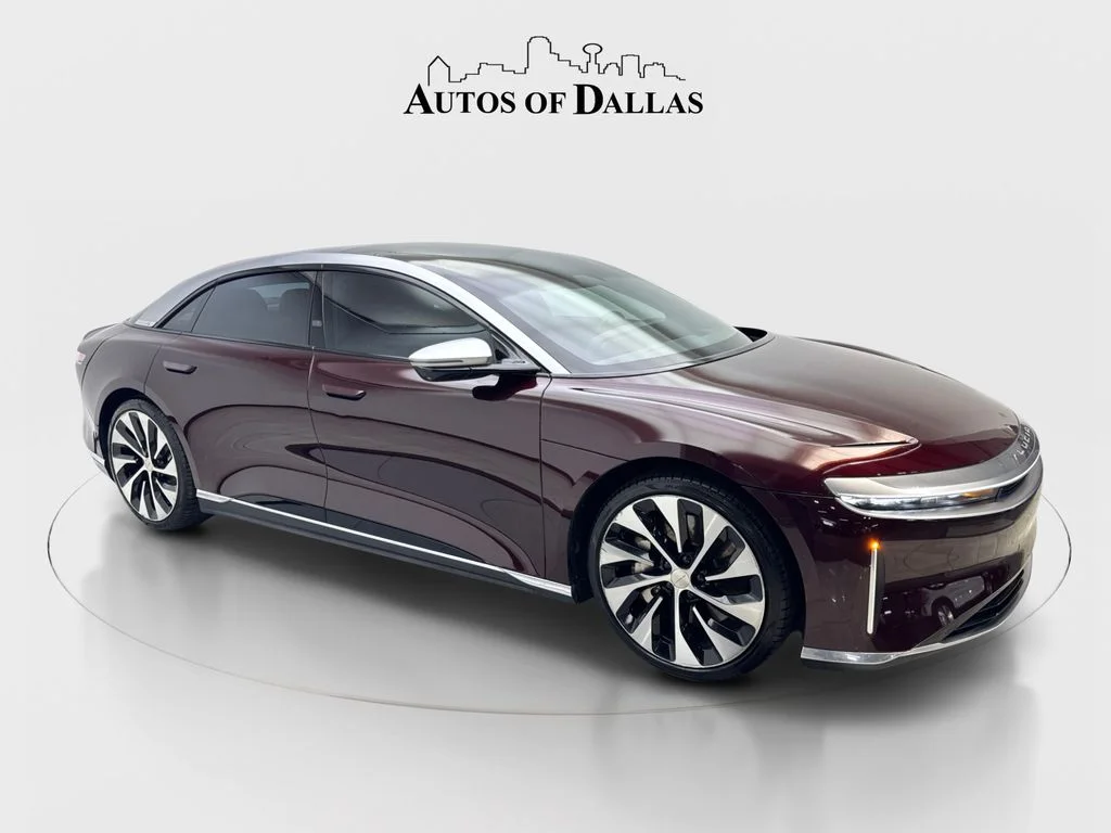 Used 2022 Red Lucid Grand Touring image 4