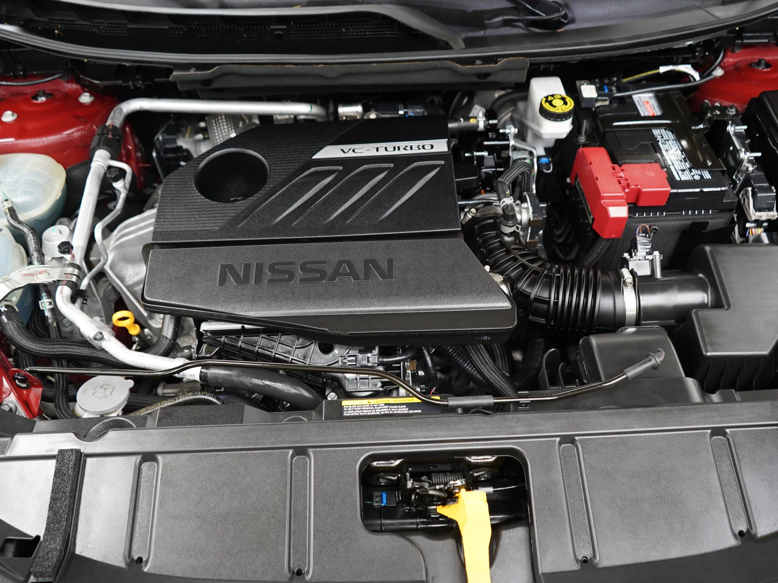 Used 2023 Scarlet Ember Tintcoat Nissan SL image 31