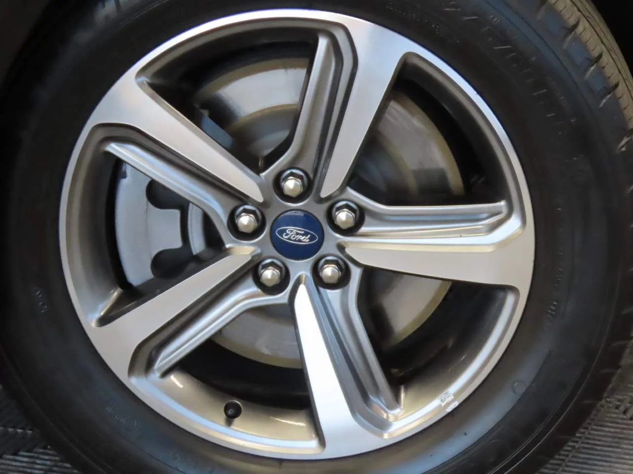Used 2023 Agate Black Ford SEL image 7