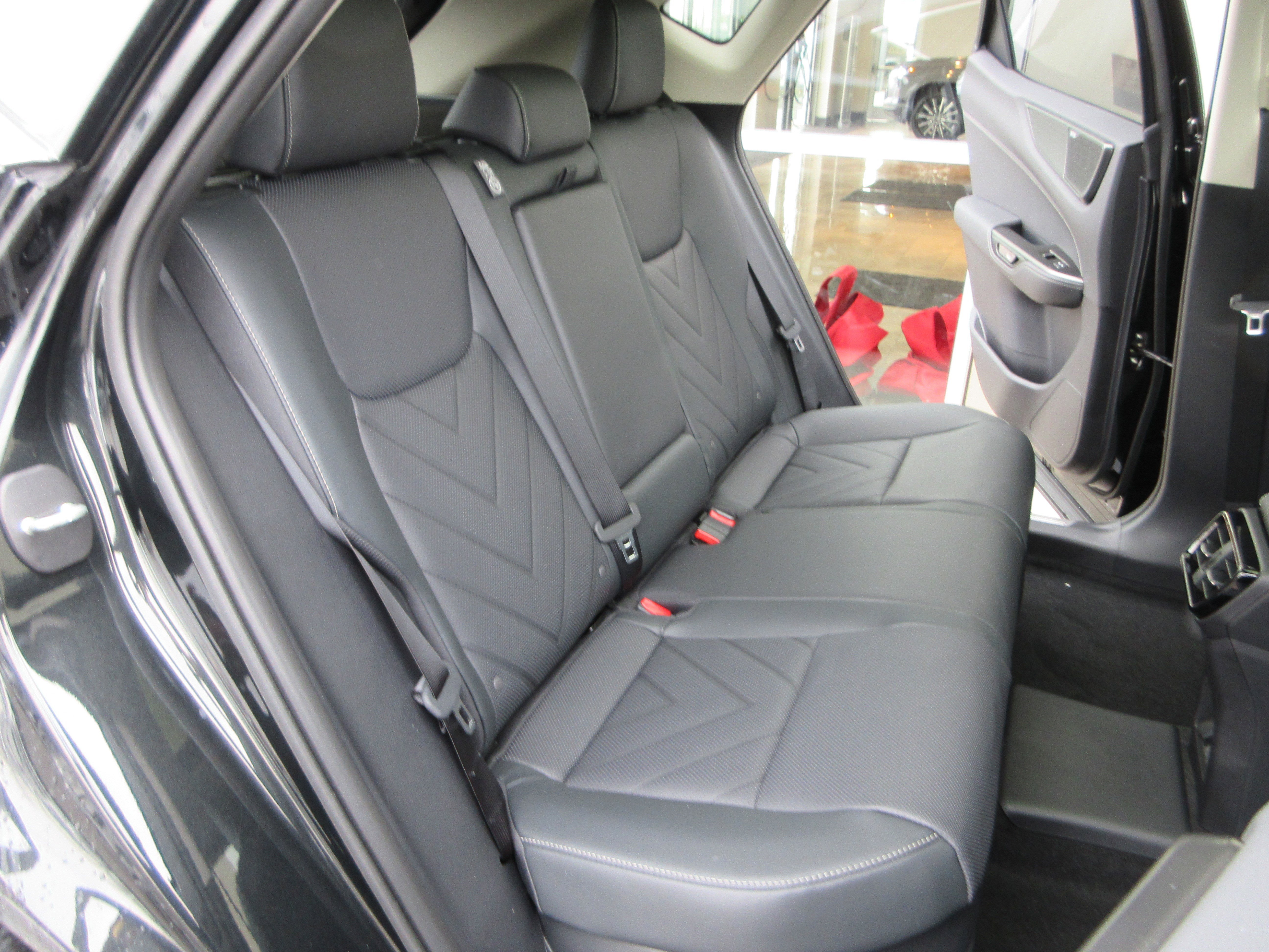 2026 Lexus NX 450h+ Luxury - Photo 19