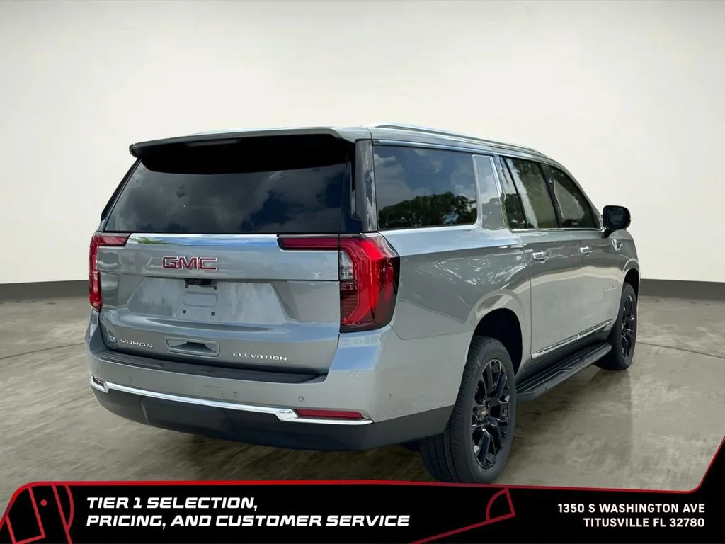 New 2026 Sterling Metallic GMC Elevation image 7