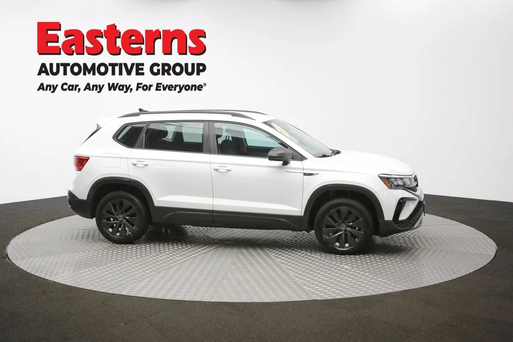 Used 2022 White Volkswagen 1.5T S image 42