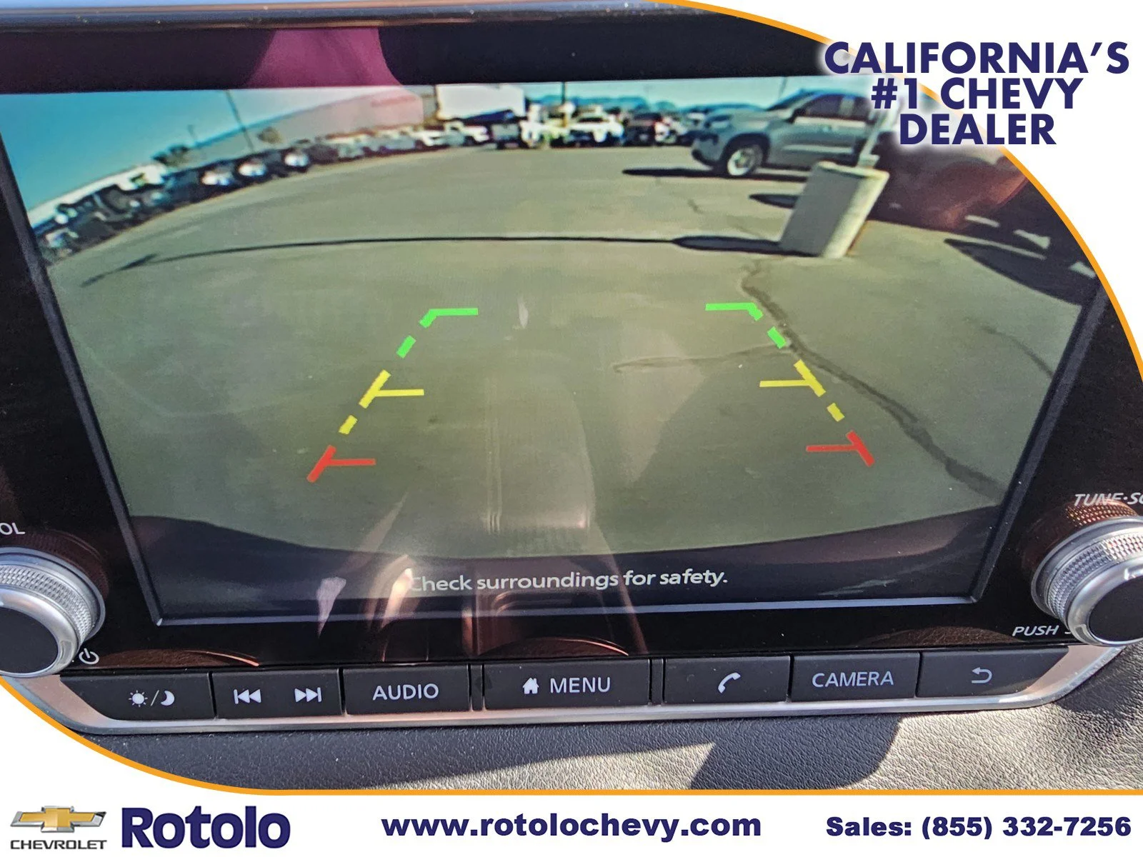 Used 2025 Rosewood Metallic Nissan SV image 28