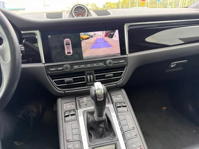 Used 2020 White Porsche Base image 12