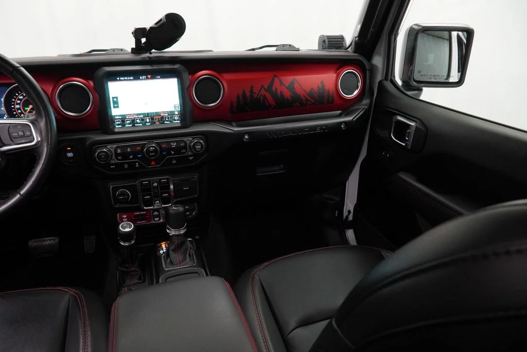 Used 2023 White Jeep Rubicon image 32
