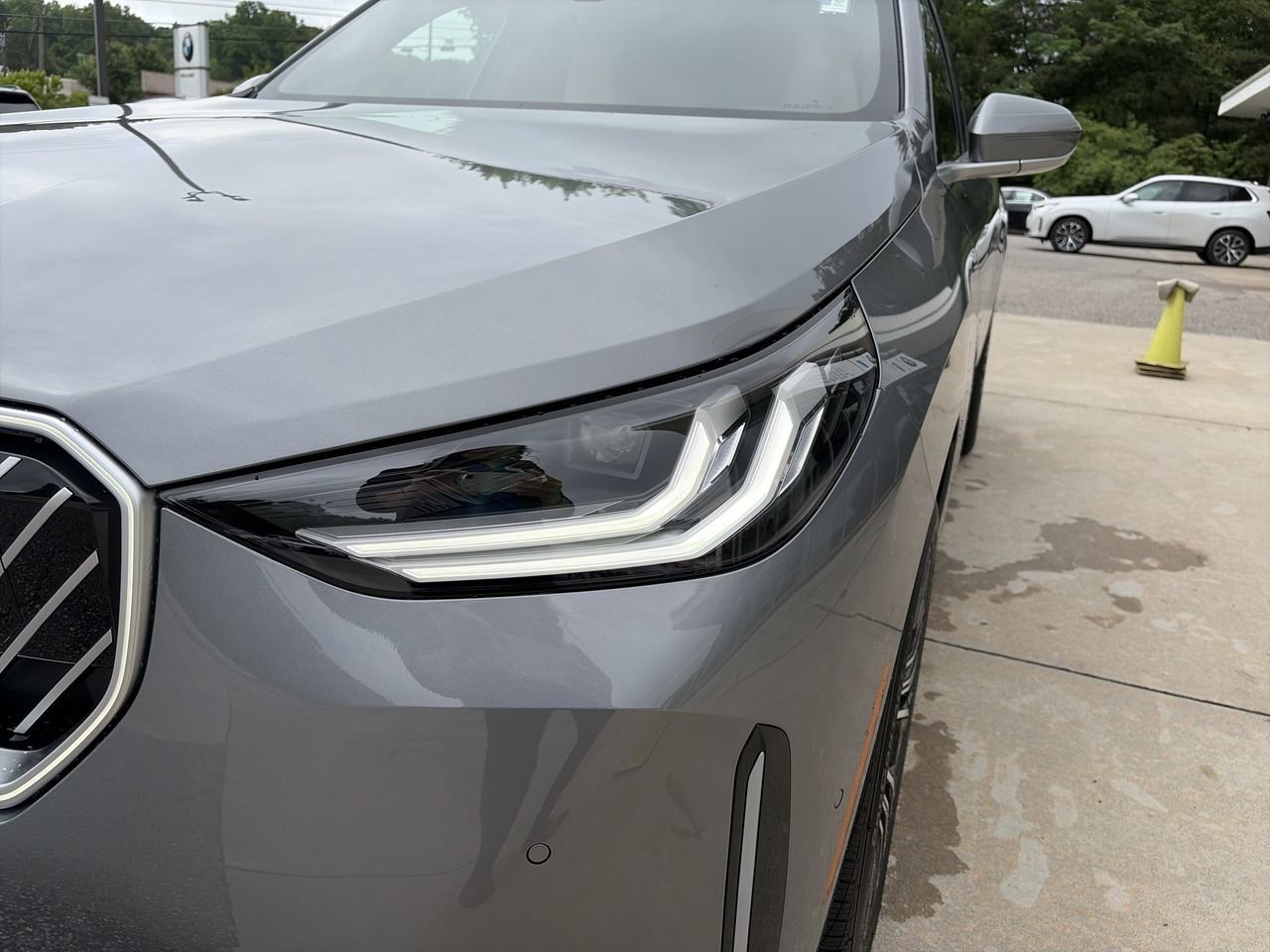 New 2026 Skyscraper Grey Metallic BMW 30 xDrive image 11