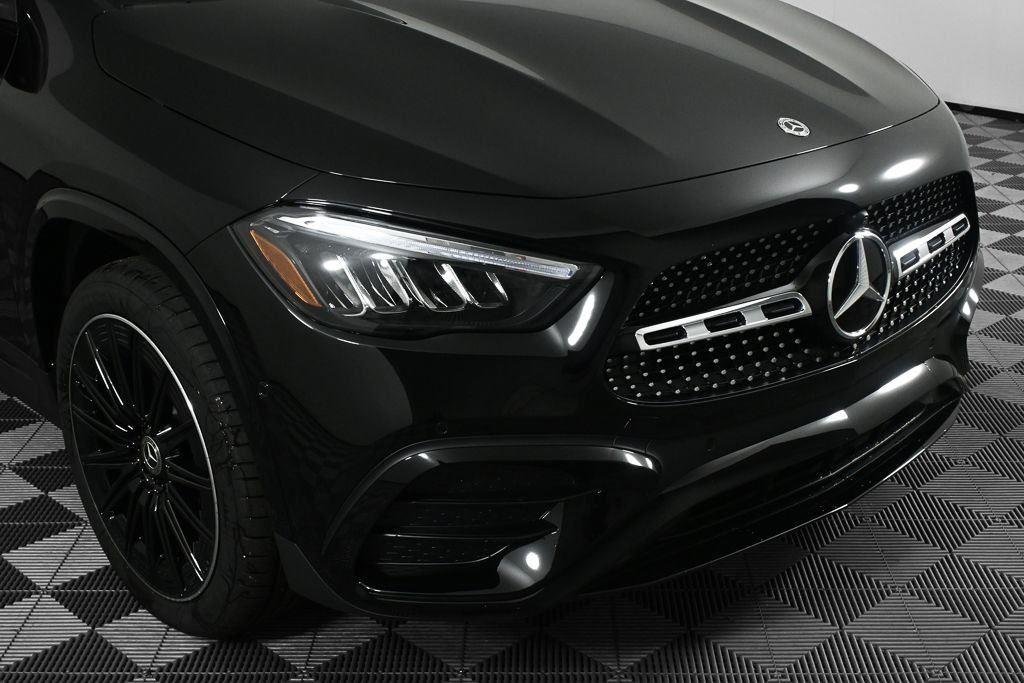 New 2026 Night Black Mercedes-Benz GLA 250 image 37