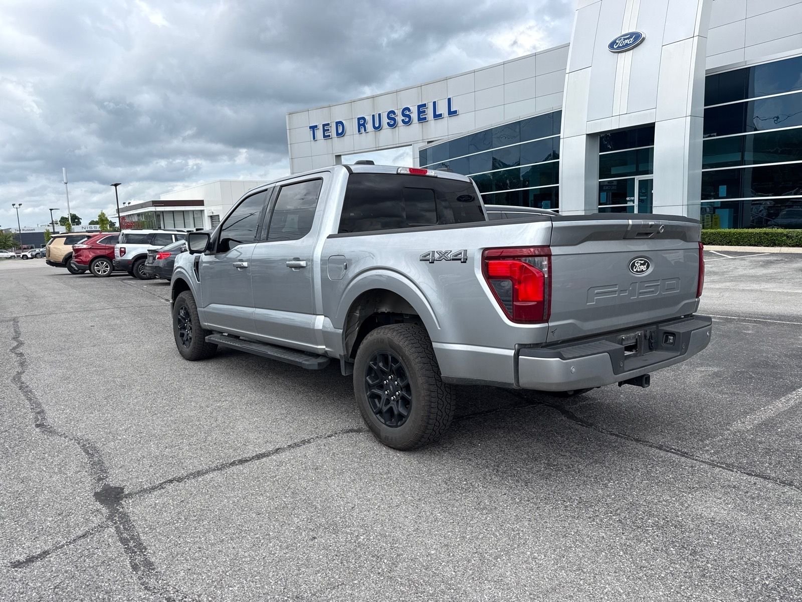 Used 2024 Silver Ford XLT image 4
