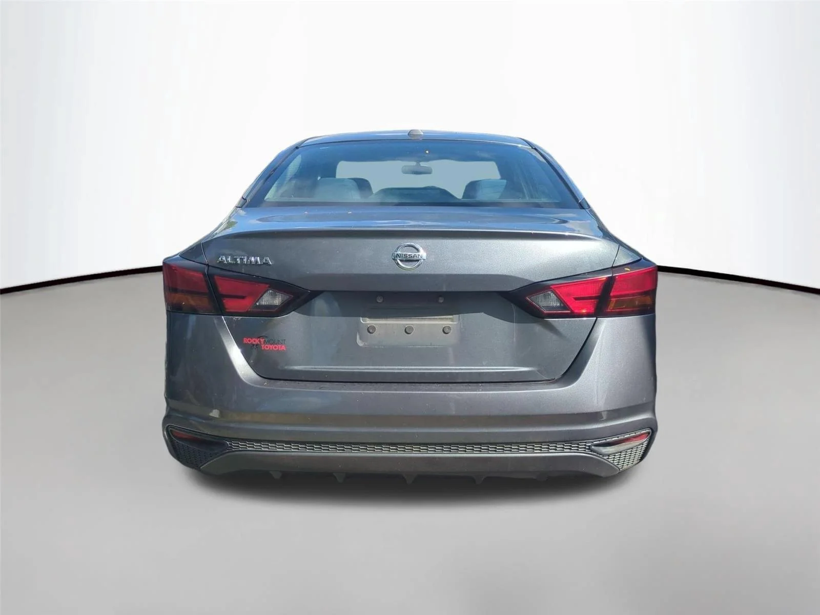 Used 2020 Gun Metallic Nissan 2.5 S image 5
