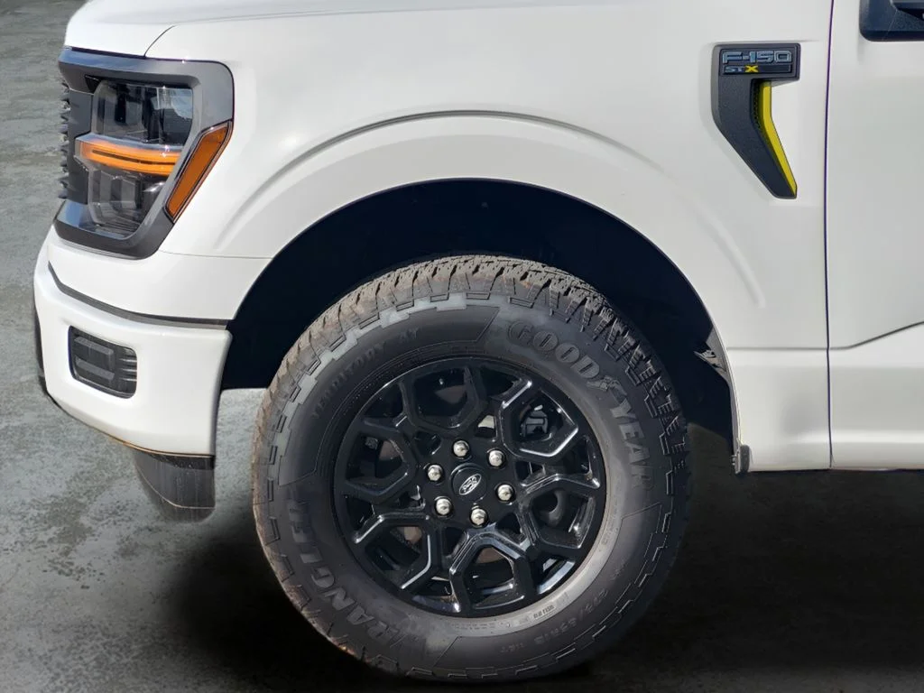 Used 2025 Oxford White Ford STX image 27