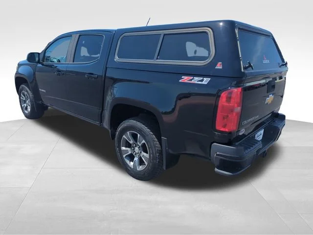 Used 2017 BLACK Chevrolet 4WD Z71 image 3