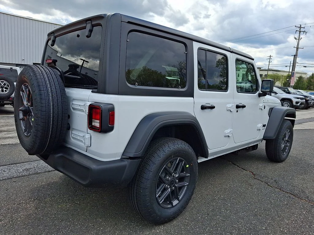 New 2026 Bright White Clear-Coat Exterior Paint Jeep Sport S image 4