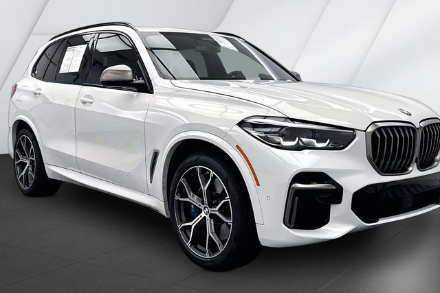 2022 BMW X5 M50i