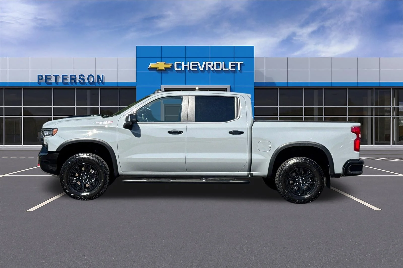 Used 2024 Gray Chevrolet ZR2 image 7
