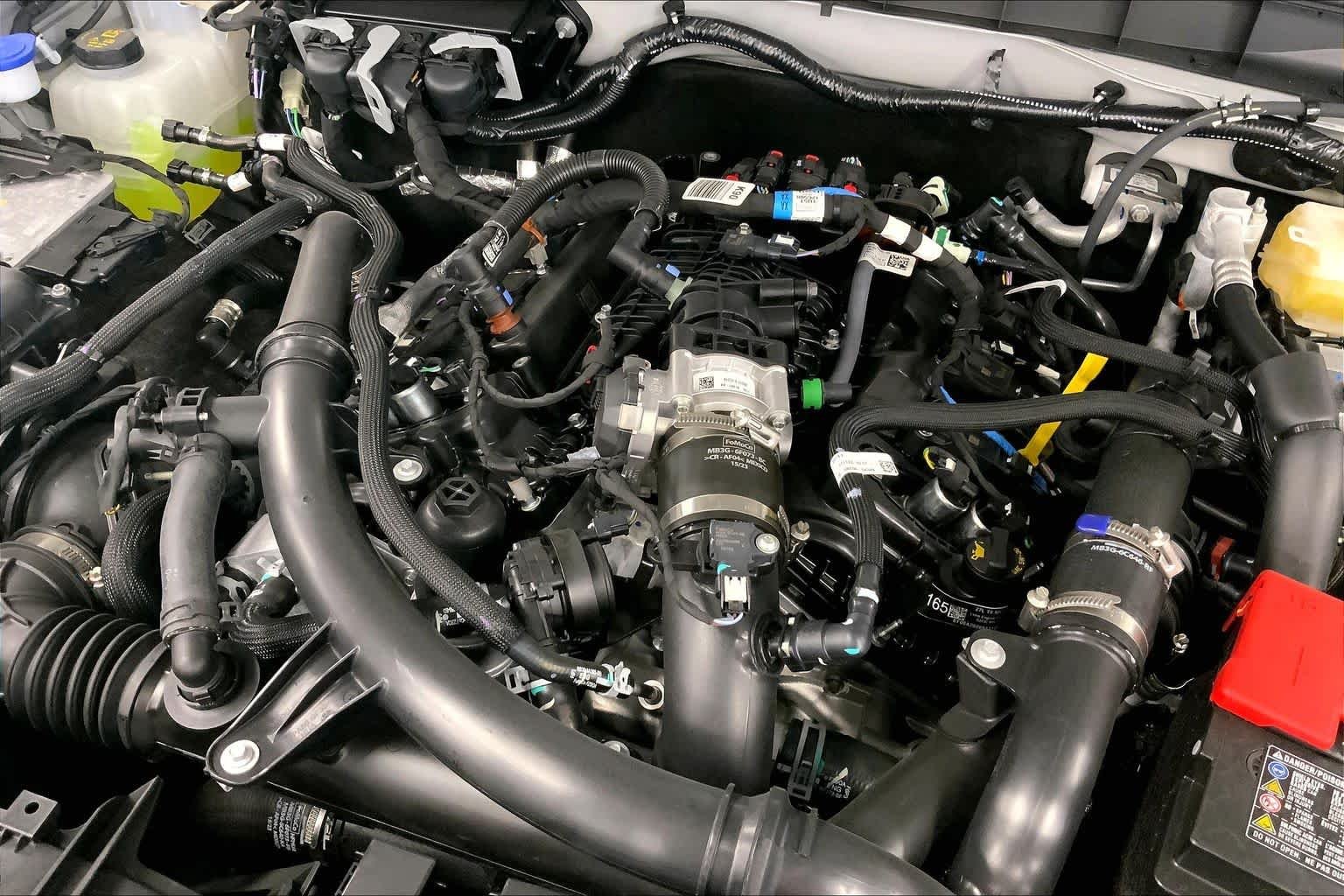 New 2026 Avalanche Gray Ford Badlands® image 16