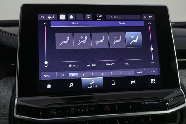 Used 2023 Black Jeep Latitude image 23