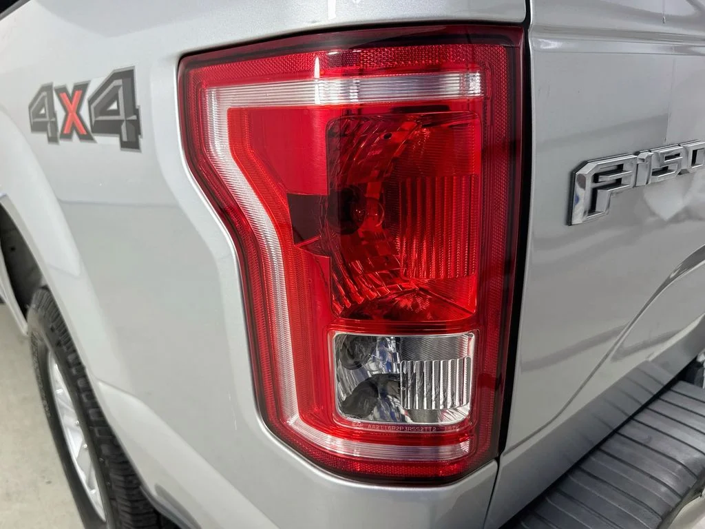 Used 2016 Silver Ford XL image 26