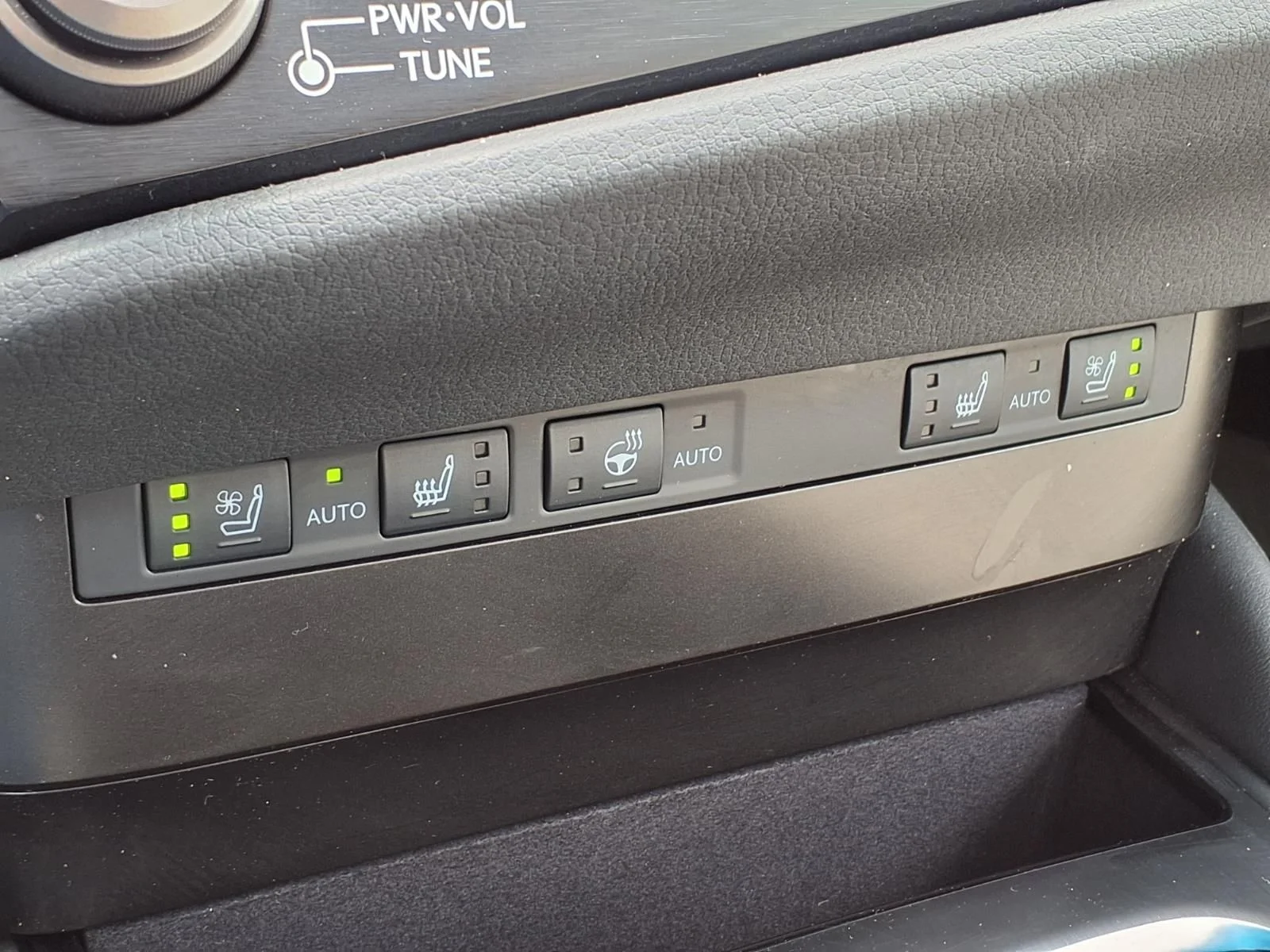 Used 2023 Red Lexus 350 image 14