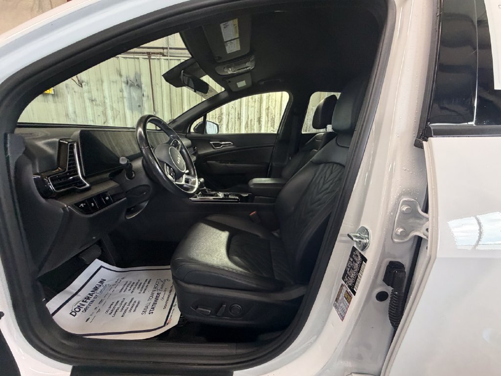 Used 2024 White Kia X-Line image 9
