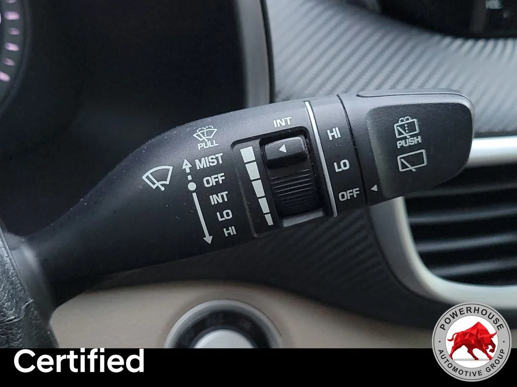 Used 2019 Green Hyundai Value image 30