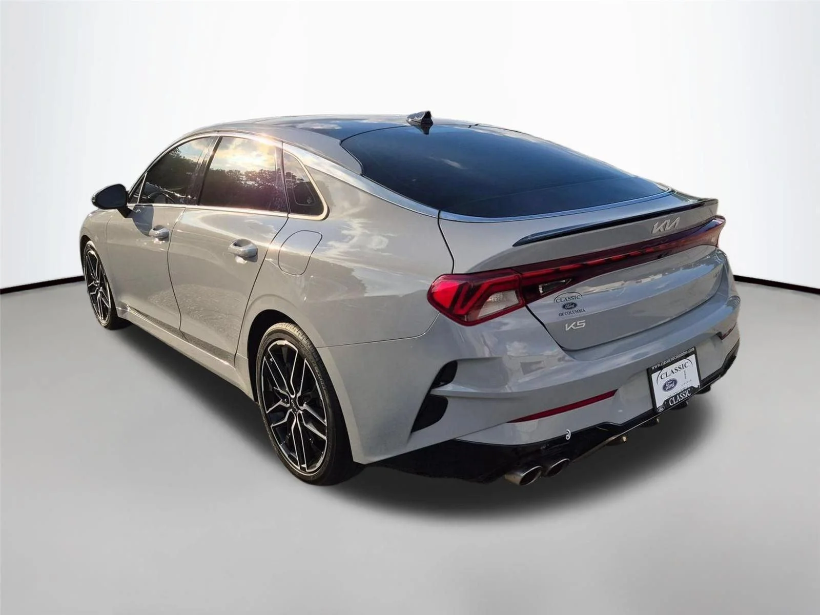 Used 2024 Wolf Gray Kia GT image 7