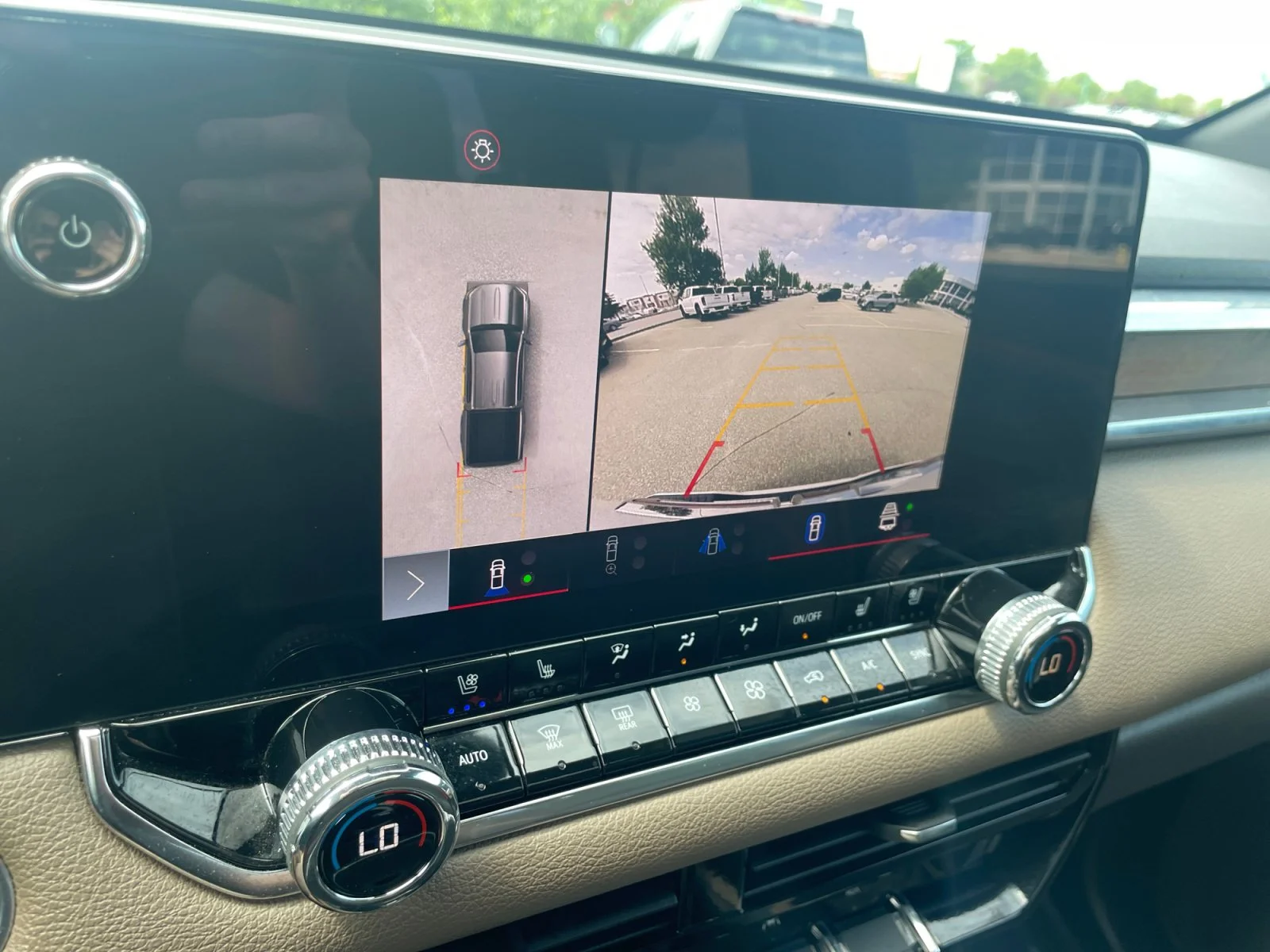 Used 2023 Summit White GMC Denali Crew 4x4 Leather Sunroof Nav image 24