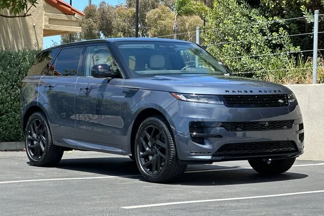 New 2026 Varesine Blue Land Rover Dynamic SE image 7