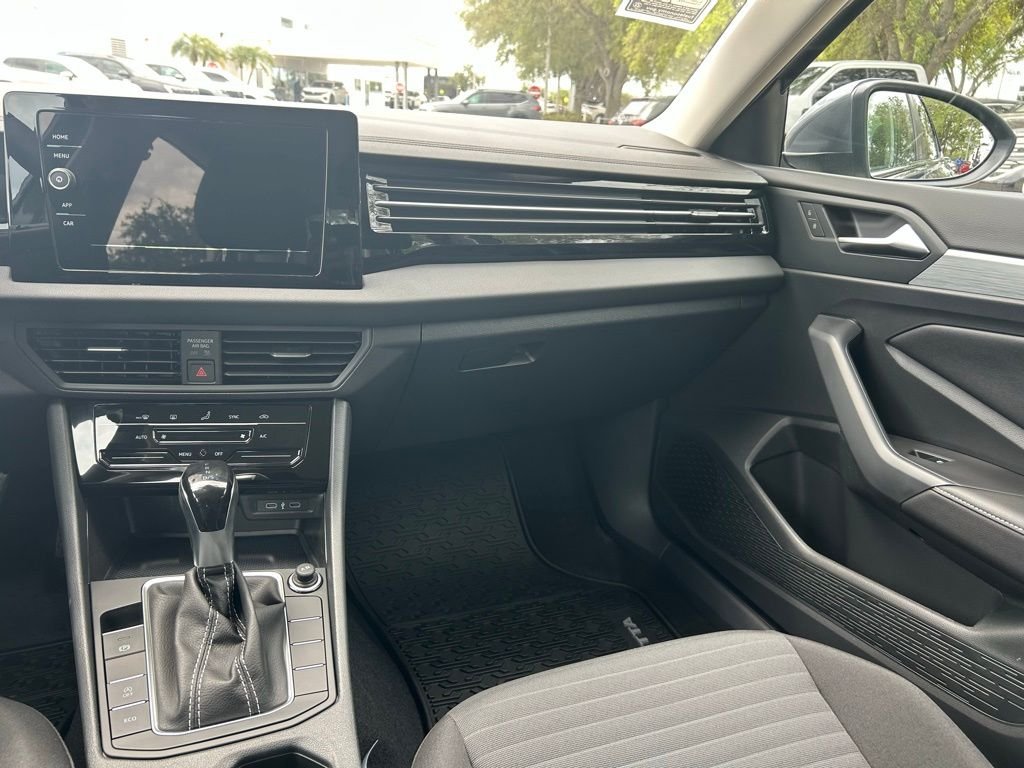 New 2026 Gray Volkswagen 1.5T S image 10