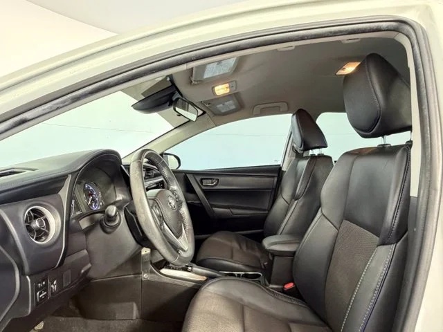 Used 2017 White Toyota SE image 10