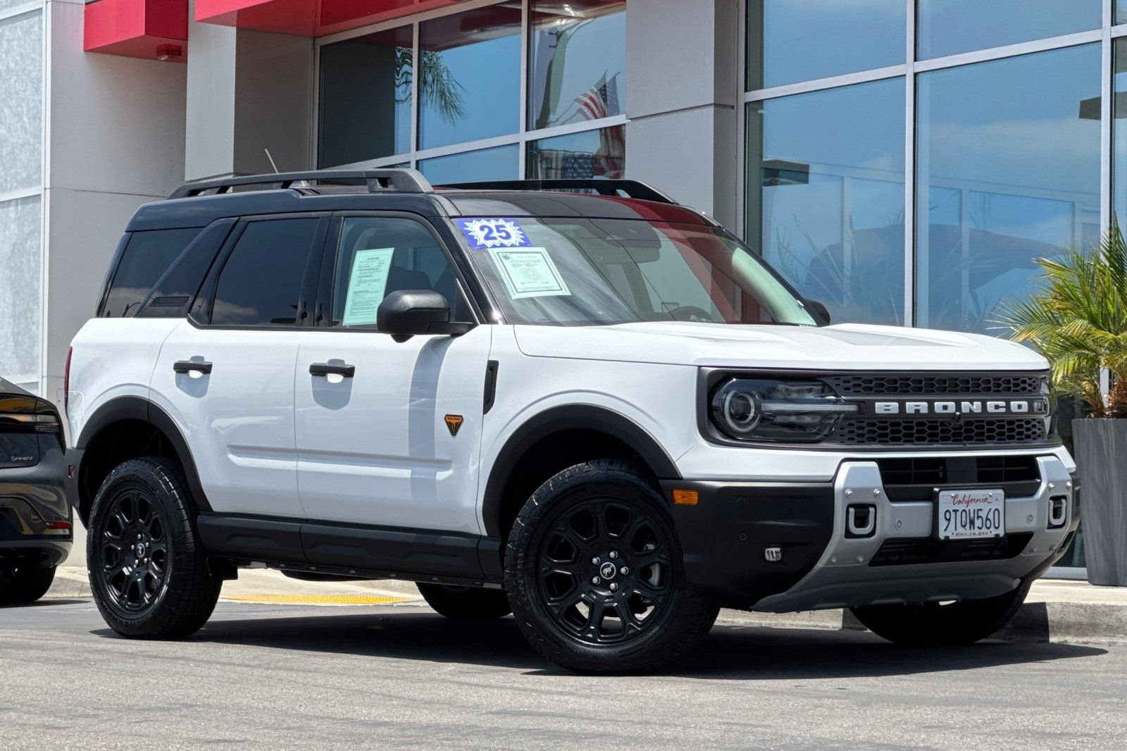 Used 2025 White Ford Badlands image 2