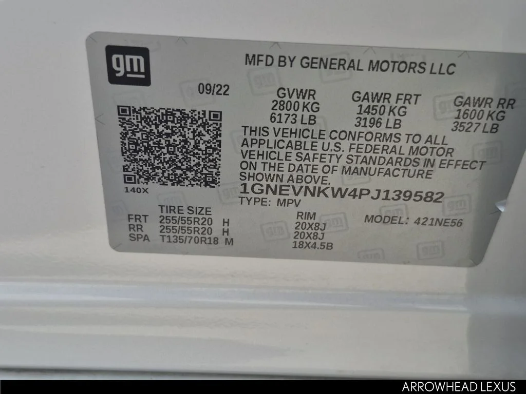 Used 2023 White Chevrolet High Country image 31