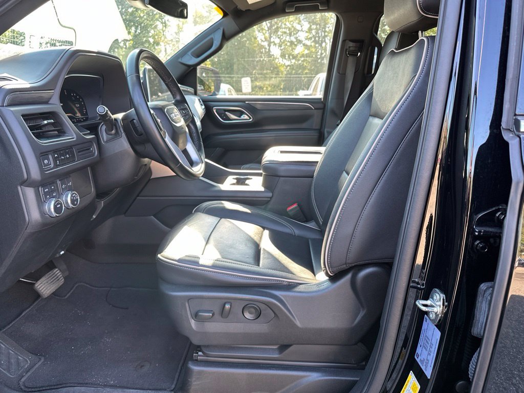Used 2024 Black GMC SLT image 13