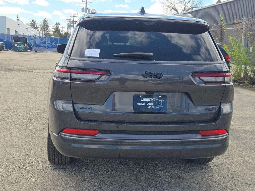 New 2026 Baltic Gray Metallic Clear-Coat Exterior Paint Jeep Summit image 15