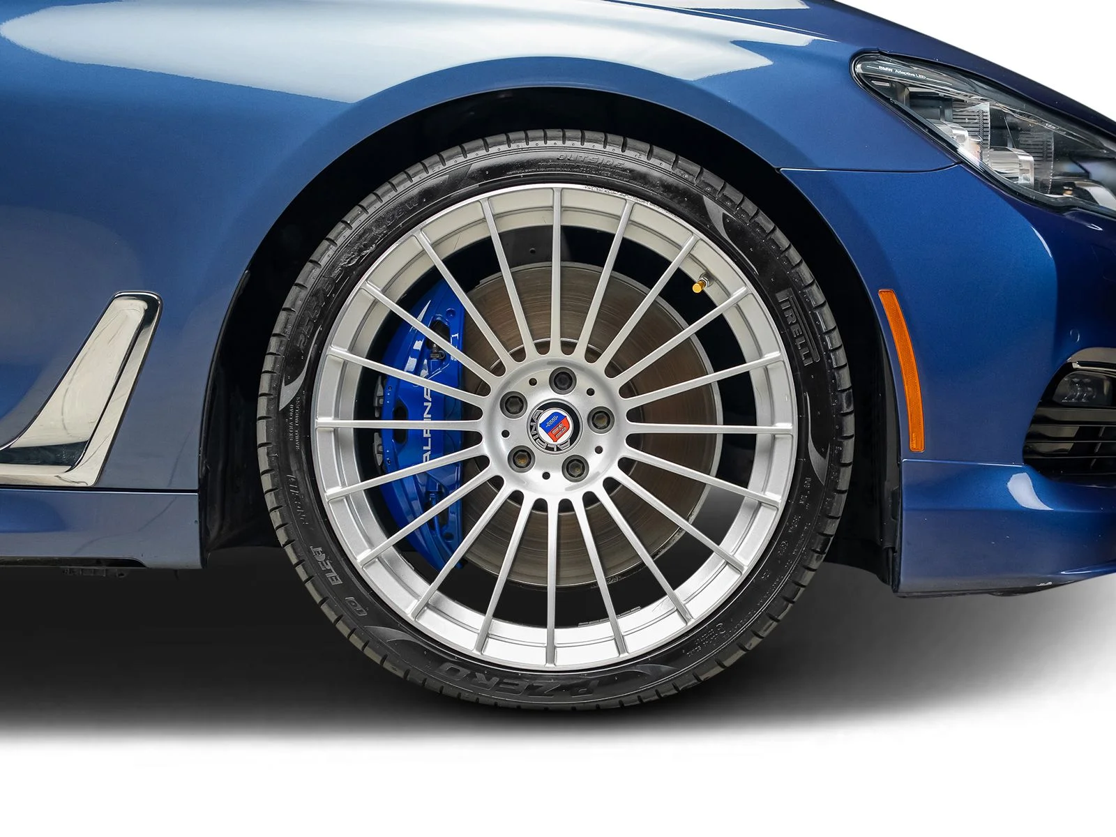 Used 2018 Blue BMW ALPINA B7 xDrive image 32