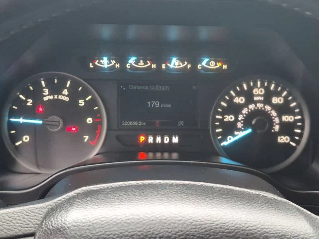 Used 2019 Silver Ford XLT image 20