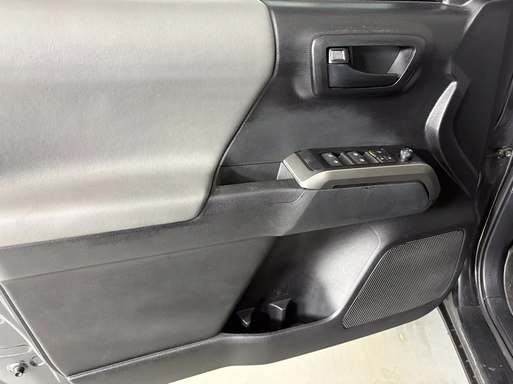 Used 2021 Gray Toyota SR5 image 13